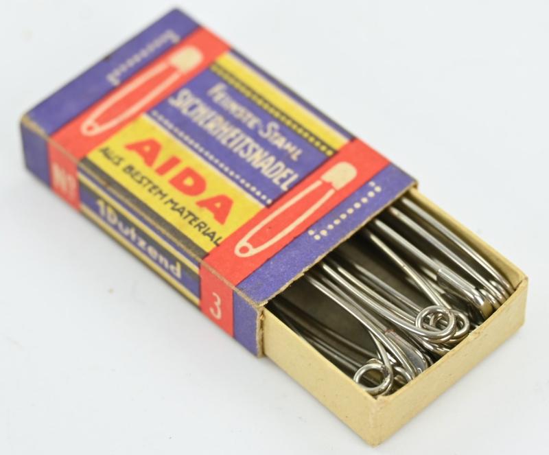 German Third Reich Safety Needles in Box