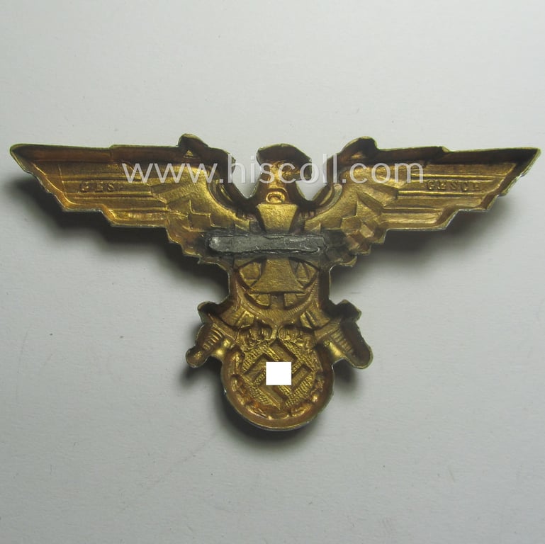 Interesting, veteran-related 'N.S.R.K.B.'- (ie. 'Nationalsocialistischer Reichskriegerbund'-) bright-golden-toned: 'N.S.R.K.B.'-visor-cap eagle-device