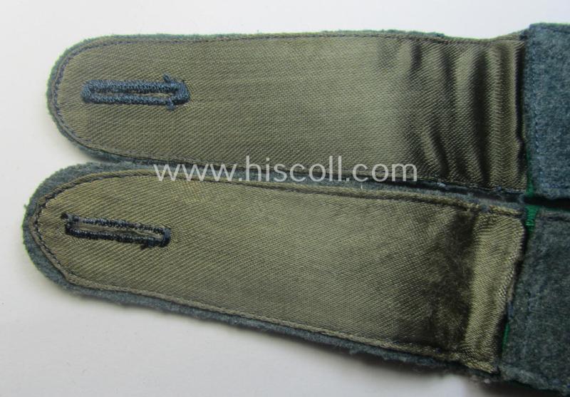 Pair of EM- (ie. NCO-) type 'Sicherheitsdienst'- (ie. 'SD'-) related shoulderstraps: 'Schützmannschaften' (ie. 'Schuma')
