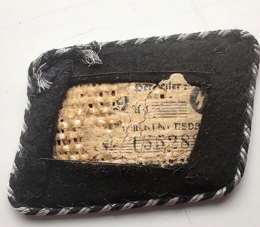 Waffen-SS NCO (LSSAH) collar tab