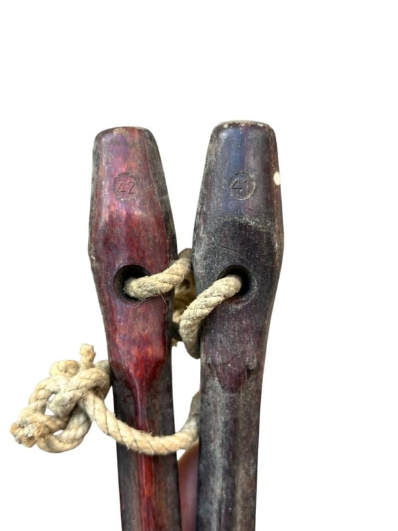 6x Bakelite Tent Pegs