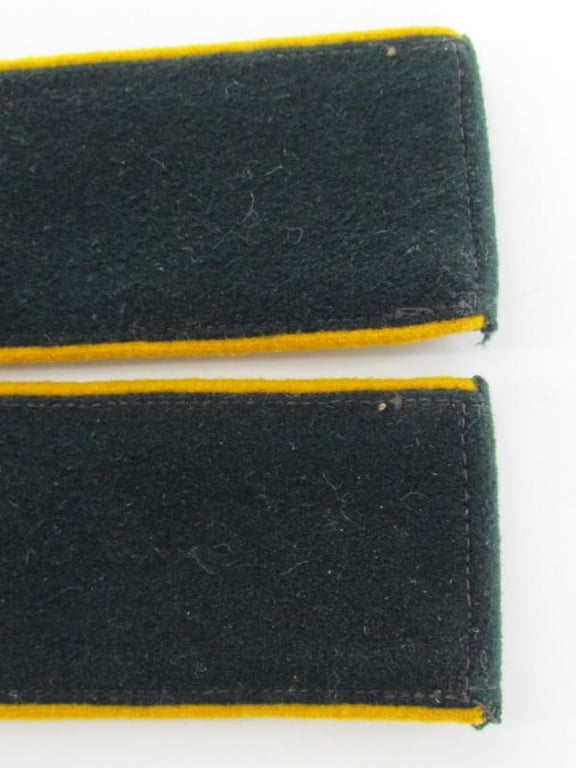 Wehrmacht (Heer) M36 cavalry EM shoulder boards
