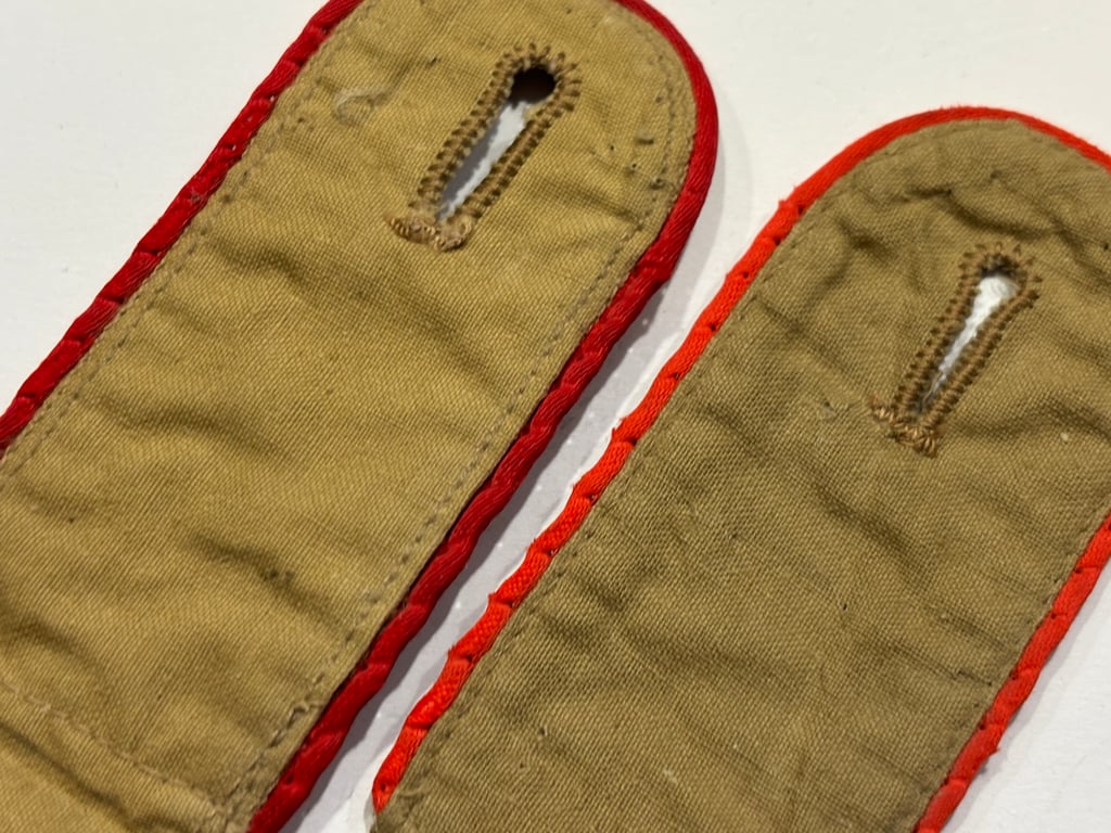 LW Tropical EM Shoulder Boards – Flak Artillery