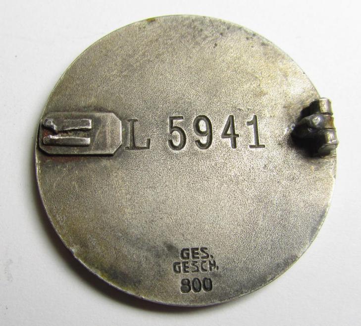 Attractive - and actually rarely encountered! - so-called: N.S.S. (ie. 'Nationalsocialistische Schwesternschaft') membership-badge as executed in genuine '800'-marked silver, as was specifically intended for: 'Lernschwester und Anwärterinnen'