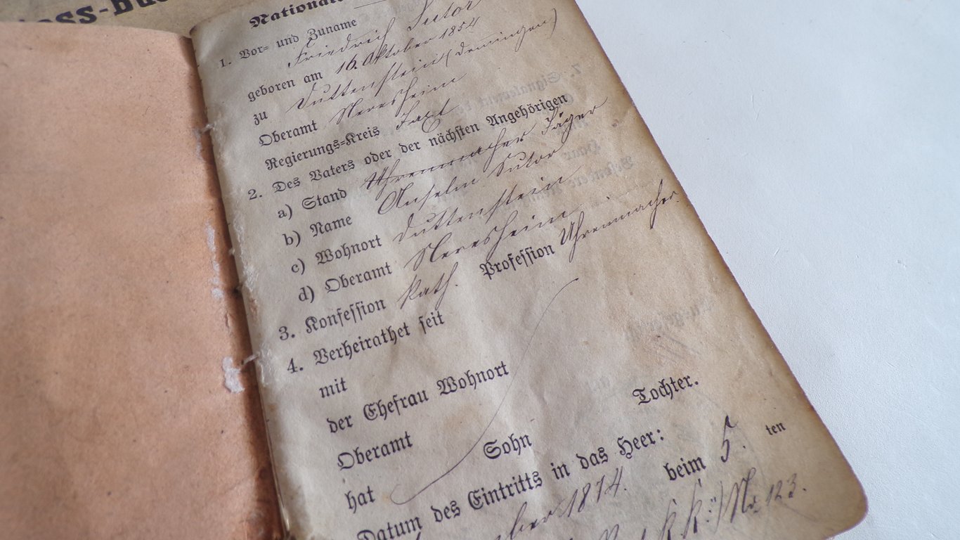 Soldbuch and shooting book 1874