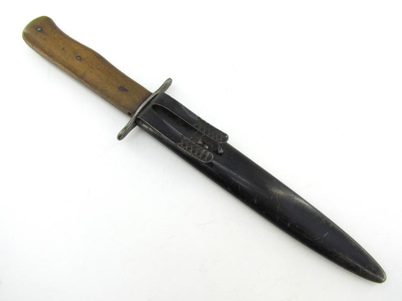 Luftwaffe combat boot knife or Stiefelmesser marked L6