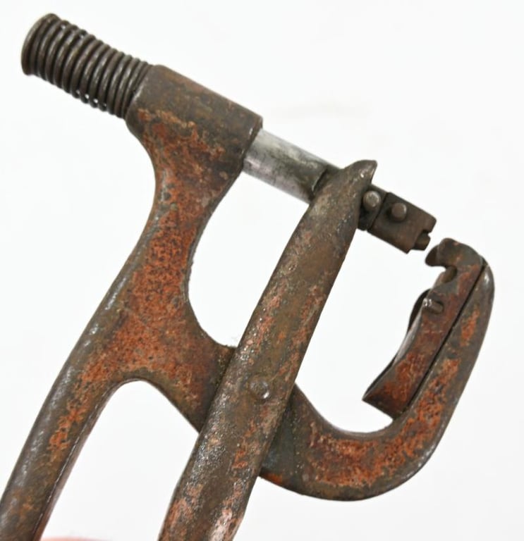 German WH Metal Punch Tool