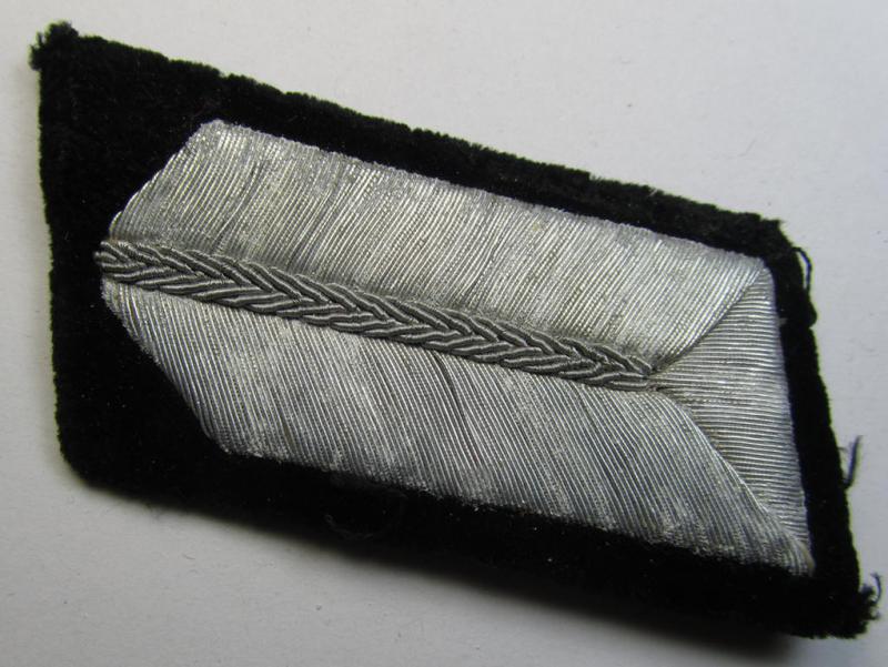 Neat - fully matching and scarcely found! - pair of RAD (ie. 'Reichsarbeitsdienst') officers'-type collar-tabs (being of the pattern as was used in the period between 1936-38) as was intended for a: 'FAD-Unterfeldmeister o. Feldmeister'