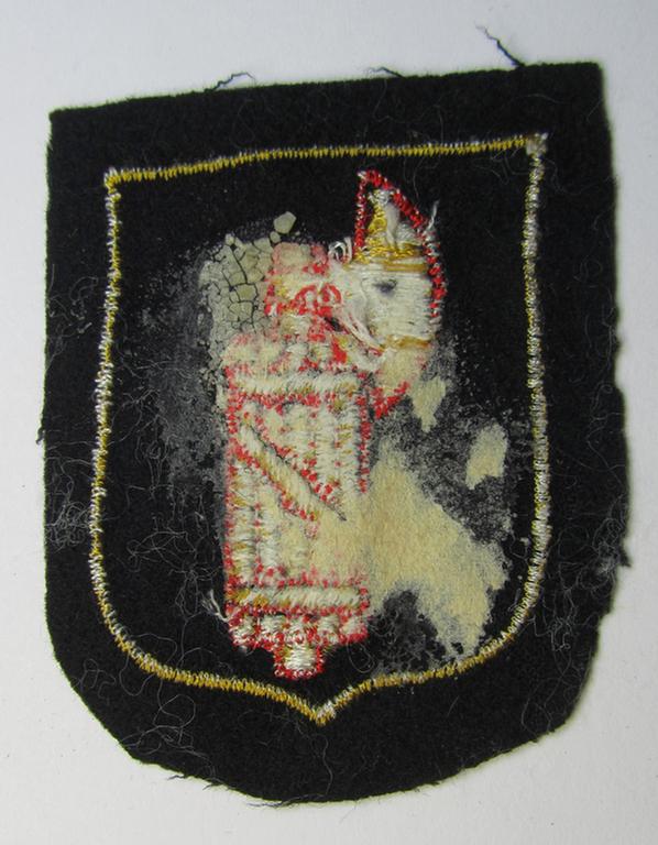 Waffen-SS 'volunteer'-arm-shield as was intended for usage by soldiers of the: '29. Waffen-Grenadier-Division der SS' (ie. 'italienische Nr. 1') and that comes in a 'virtually mint- ie. unissued', condition
