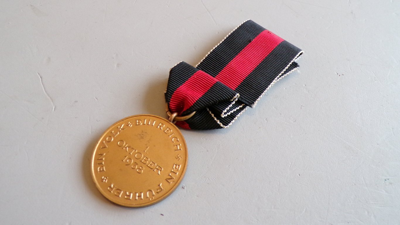 2 Medaille zur Erinnerung an den 1. Oktober 1938