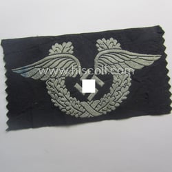 Scarcely found, WH (Lufwaffe) related, 'BeVo'-woven breast-badge (ie....