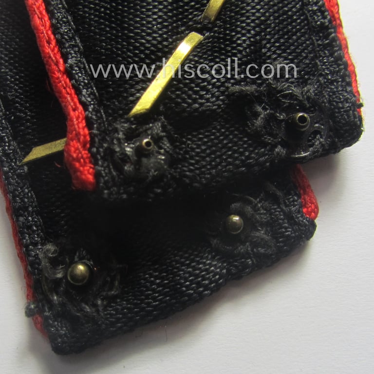 Pair of 'Allgemeine-HJ' (ie. 'Hitlerjugend'-) shoulderstraps as was intended for usage by a: 'Kameradschaftsführer' who was attached to the: 'Bann 78' (Bann 78 = 'Bann Osnabrück-Stadt' / 'Gebiet Nord Nordsee')