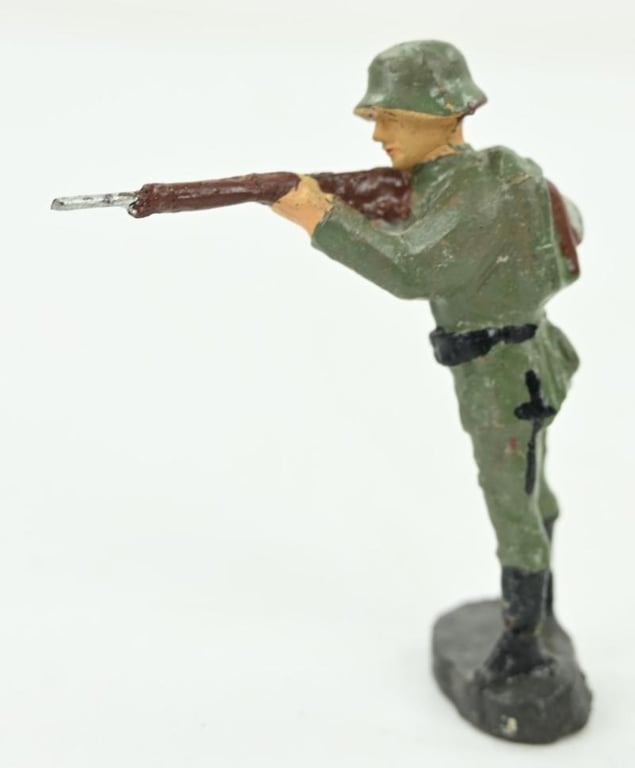 German Elastolin Toy Figure 'Shooting Soldier'