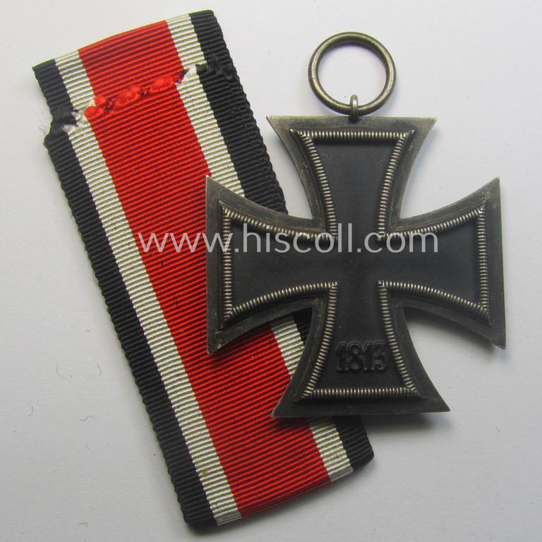 Superb - and truly rarely encountered! - 'Eisernes Kreuz 2. Klasse' (ie. Iron Cross 2nd Class) being a so-called: 'Übergrösse'-variant (ie. 'over-sized' ie. 47 mm. sized-example) as was produced by the: 'Frank u. Reif'-company