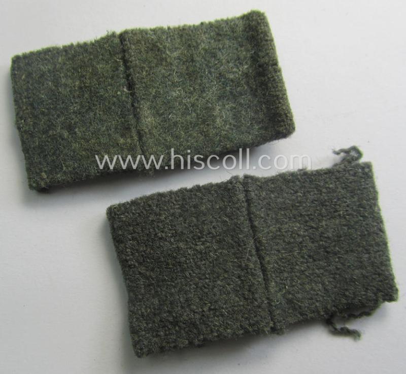 Pair of WH (Heeres) 'Infanterie'-related, 'Schulterstück-Überschuben': 'Soldat des Infanterie-Rgts. 112'