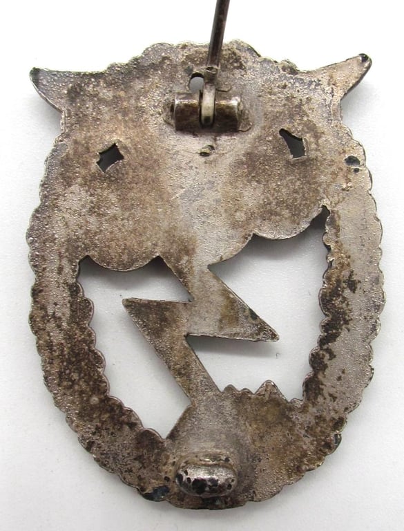 Luftwaffe Ground Assault Badge – Arno Wallpach, Salzburg