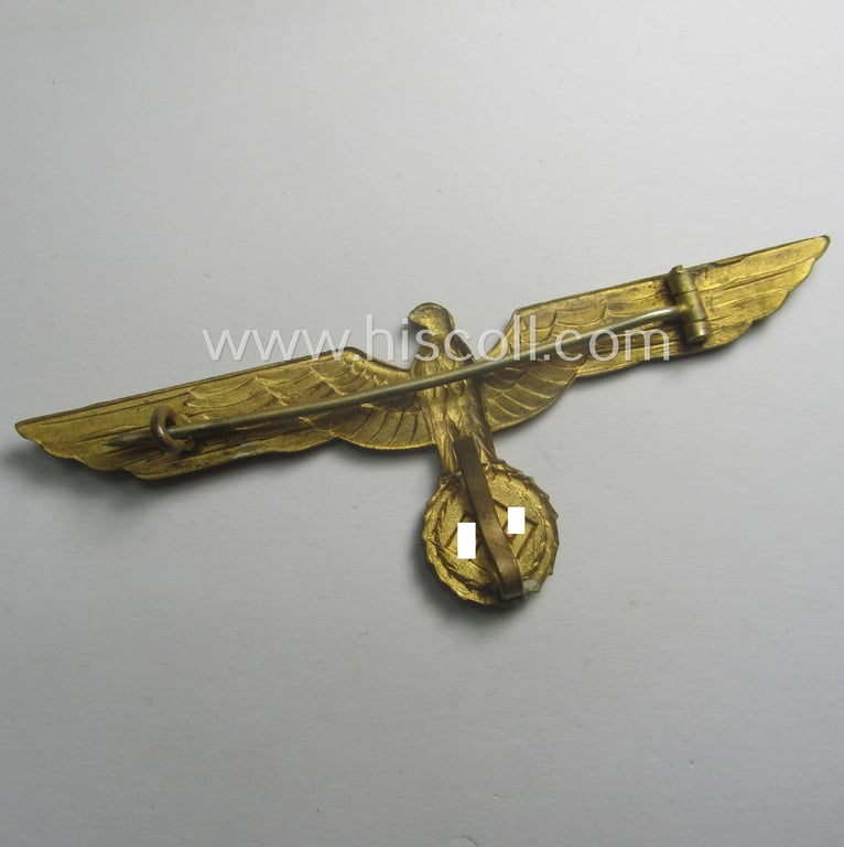 WH (Kriegsmarine) bright-golden-toned breast-eagle as intended for usage onto the white-coloured, naval-type summer tunics ('Brustadler für Sommerrock der Kriegsmarine')