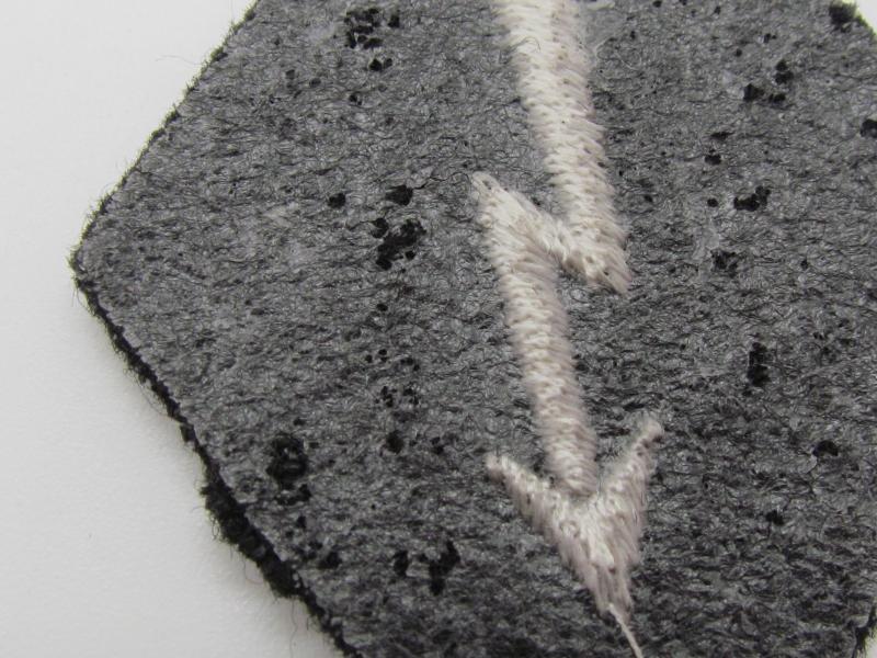 Waffen SS – Funker “radio operator” sleeve insignia