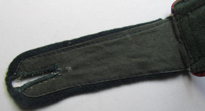 Attractive - albeit regrettably single! - (I deem) early-war-period- (ie. 'M40-type') neatly 'cyphered', WH (Heeres) NCO-type shoulderstrap as was intended for usage by an: 'Oberfeldwebel des Artillerie-Regiments 10'
