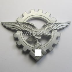 WH (Luftwaffe)-related- (and I deem officers'-pattern) breast-badge ie....