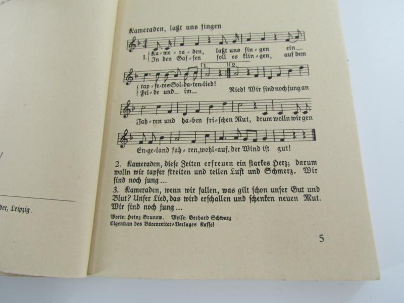 Book : Kameraden, laßt uns singen. Neue Soldatenlieder