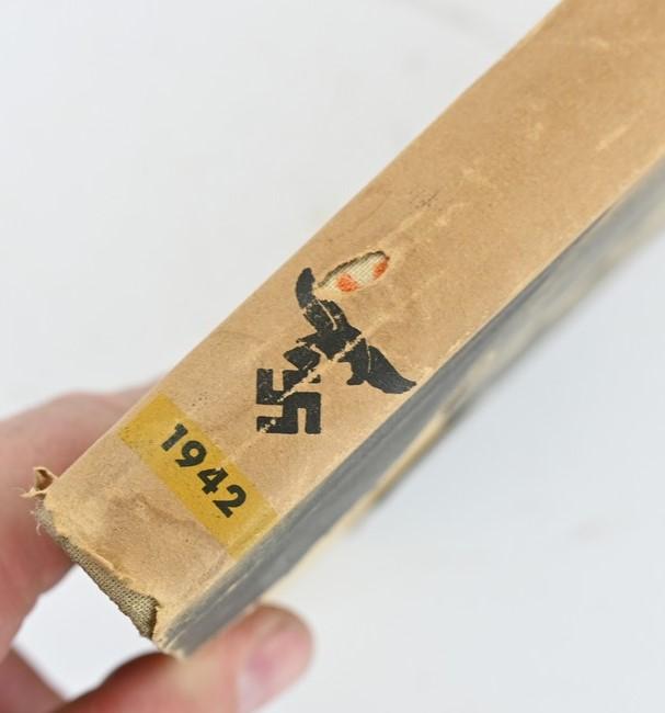 German Book 'Jahrbüch der Luftwaffe' 1942