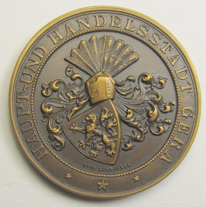 Third-Reich-period, bronze-toned- (ie. I deem 'Buntmetall-based') so-called: 'Haupt- und Handelsstadt Gera'-related commemorative-plaque entitled: 'Für hervorragende Leistungen' and that comes stored in its period etui
