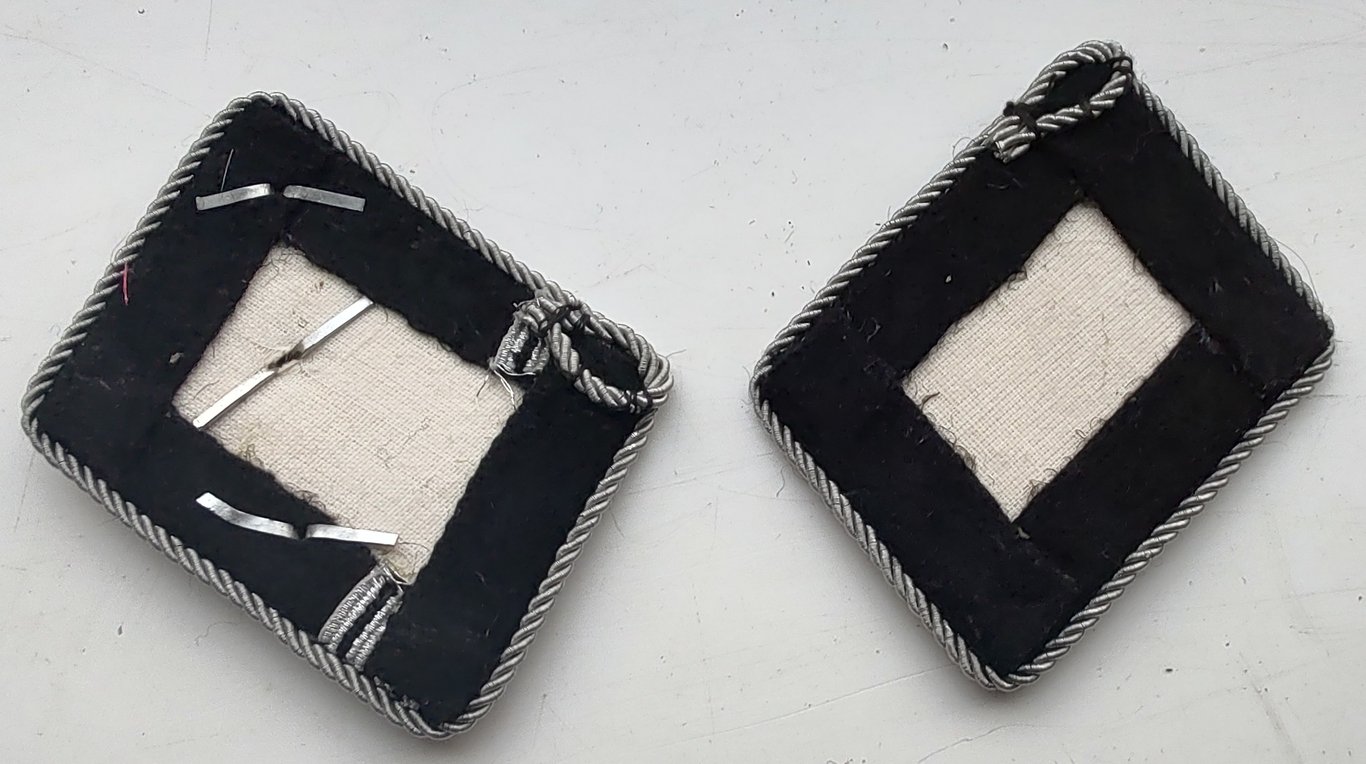 Waffen-SS officer Insignia to LAH