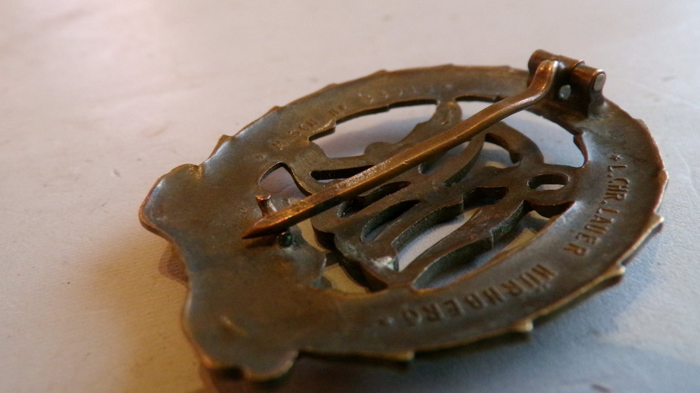 Deutsches Turn u Sportabz. 1919-1934 DRA in Bronze