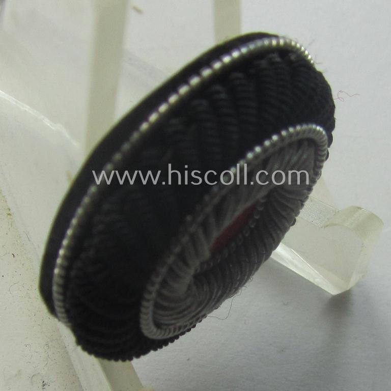 'Virtually mint- ie. unissued' and neatly hand-embroidered, WH (Heeres o. Luftwaffe) officers'-pattern side-cap-cocarde (ie. 'Mützenkokarde für Offiziers-Schiffchen')