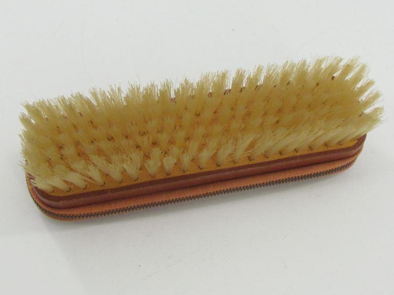 Vintage clothes brush set