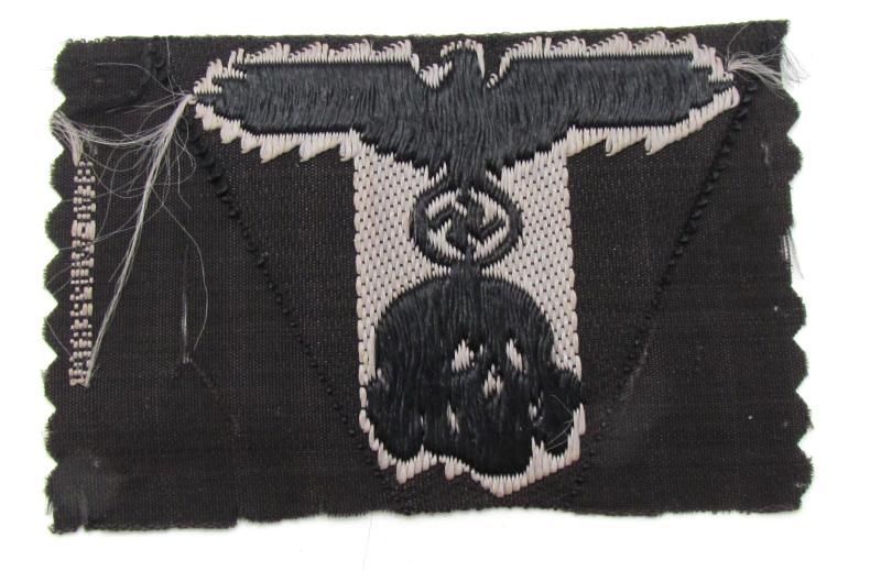 Waffen-SS Panzer ‘BeVo’ trapezoid M43 cap insignia
