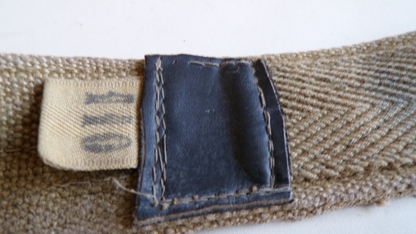 WH Afrikakorps Tropical Belt by E. Schneider