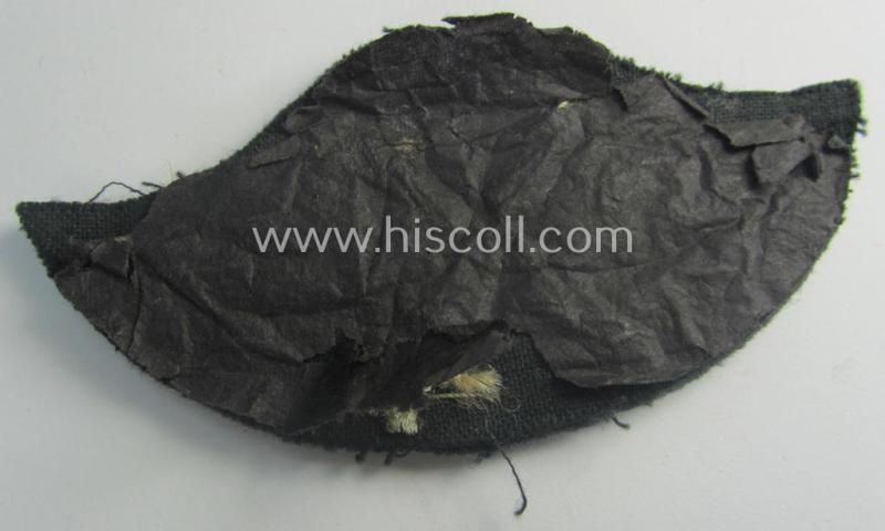 Unusually hand-embroidered, WH (Luftwaffe) trade- ie. special-career-patch as was specifically intended for: 'Fliegendes Personal' and that comes in a clearly issued- and/or carefully tunic-attached-, condition