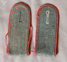 Late War Pair of Army Artillery Shoulder Boards