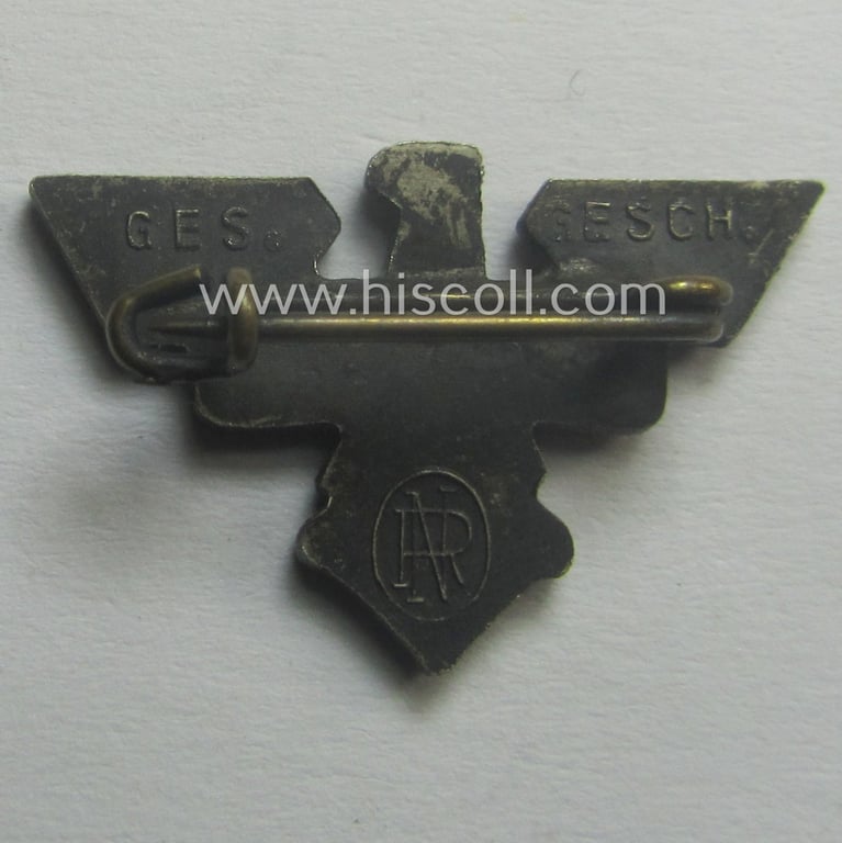 'RDB' (or: 'Reichsbund der deutchen Beamten') civil-attire badge (ie. 'Zivilabzeichen') being of the 2nd pattern that is bearing a makers'-mark (ie. logo) (that reads: 'NR') and/or patent-pending- (ie. 'Ges.Gesch.'-) designation