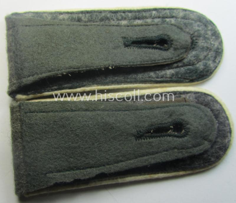 Pair of WH (Heeres), typically 'privately-purchased' and early- (ie. mid-) war-period- (ie. 'M40- o. M43'-) pattern NCO-type shoulderstraps as was intended for an: 'Uffz. eines Infanterie-Rgts.'