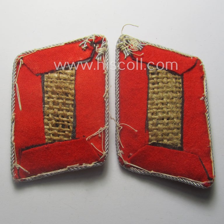 Truly used- and/or worn, 4-pieced WH (LW) insignia-set comprising of a pair of hand-embroidered, WH (Luftwaffe) officers'-type collar-patches and dito shoulderboards: 'Hauptmann der Flak-Artillerie-Trpn.'