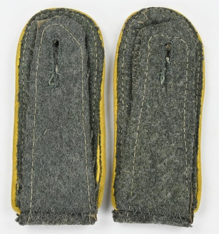 German WH NCO Shoulderboards 'Signal'