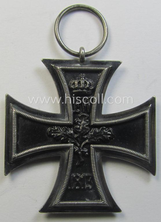 Attractive, WWI-period: 'Eisernes Kreuz II. Klasse' (or: iron cross second class) being a typical maker-marked example that comes together with its (minimally) confectioned but long-sized piece of ribbon (ie. 'Bandabschnitt')