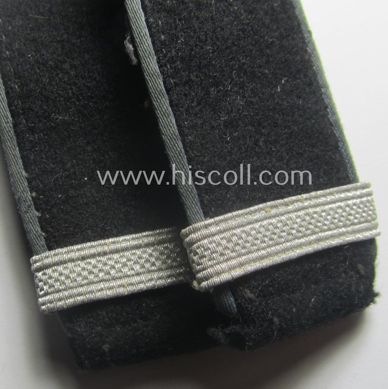 Pair of WH (Luftwaffe ie. Hitlerjugend-) related, so-called: 'Flakhelfer'-shoulderstraps as was intended for usage by a: 'Flakhelfer' (ie. later-war-period, youthful, anti-aircraft staff-member)