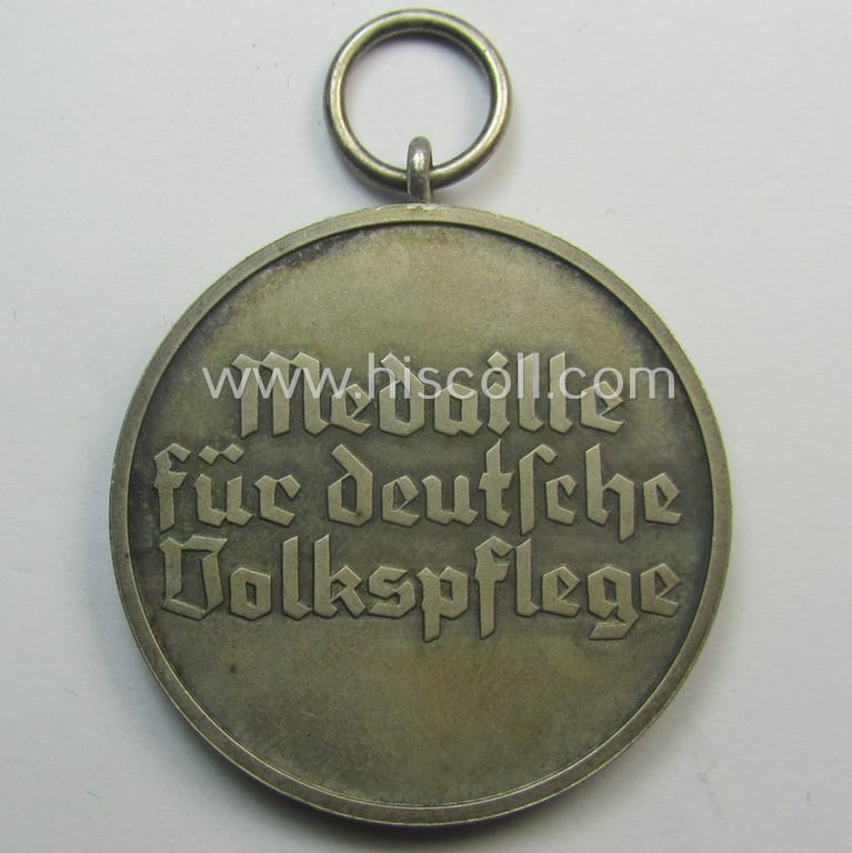 'Deutsche Volkspflege'-medal being a non-maker-marked example