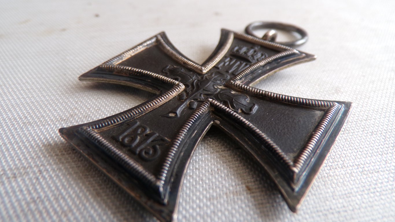 Cased Silver Marked WWI EK2 Oda-Werk