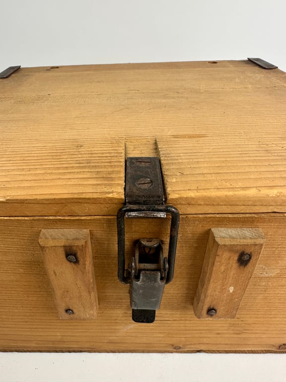 Late war Ammo box inclusive 3 carton boxes