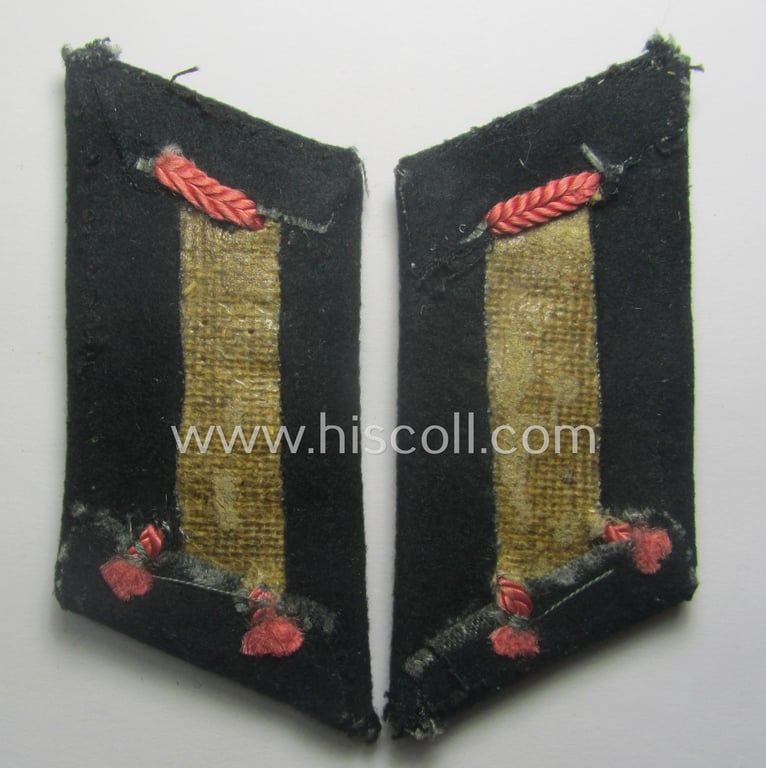 Truly used- and/or tunic-removed pair of WH (Heeres) officers-collar-patches (ie. 'Kragenspiegel') for an: 'Offiz. der Panzer o. Pz-Jäger-Trpn.'