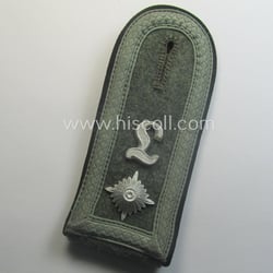 Single, WH (Heeres) NCO-type shoulderstrap: 'Feldwebel u. Mitglied...