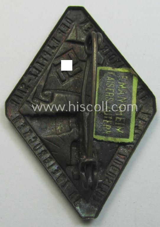 Superb - and rarely encountered! - bronze-toned HJ (ie. 'Hitlerjugend') related 'tinnie' being a maker- (ie. 'F. Mannheim'-) marked example depicting a: 'HJ-Fahne' and text: 'Grenzlandtreffen der H.J. Pfalz-Saar - Zweibrücken am 12./13 Aug....