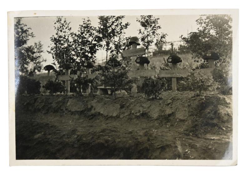 German WH Panzer Grave Picture