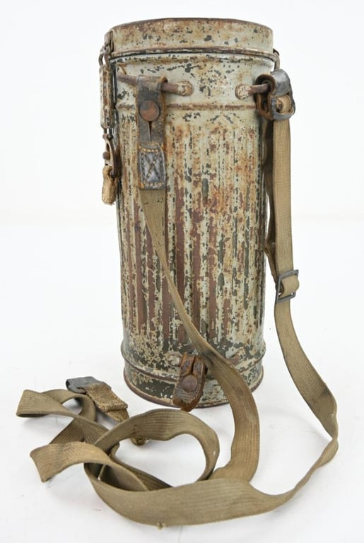 German WH Gasmask & Cannister with Winter Camouflage