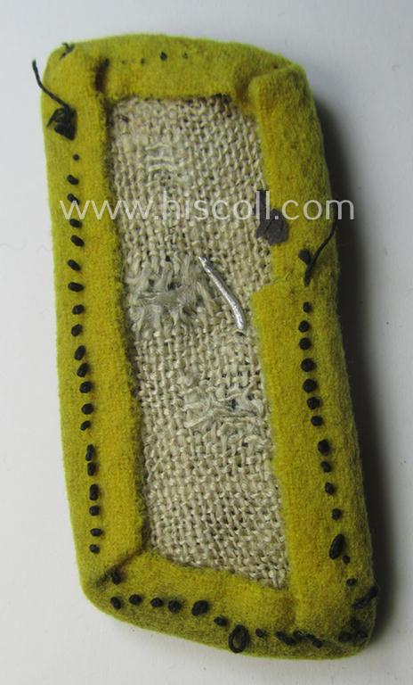 Early- (ie. mid-) war-period - albeit regrettably single! - WH (Heeres) black-coloured, woolen-based- and/or bright-yellow-piped: 'Panzer-Nachrichten'-collar-tab having an aluminium based 'Totenkopf' (ie. skull) attached